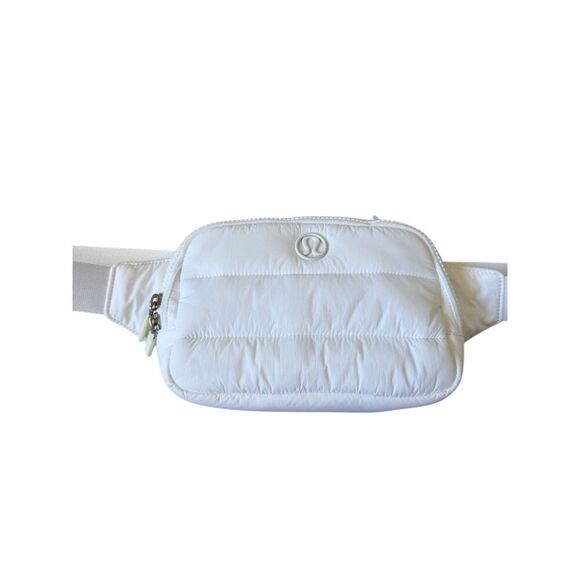 Lululemon Belt Bag Unisex Everywhere 2L Wunder Puff ShoulderPack White - Picture 6 of 12